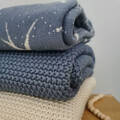 Cotton_blankets_blueberry_milk_fly_blue_02.jpg