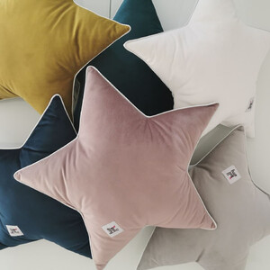 Velvet Pillow Star Snow