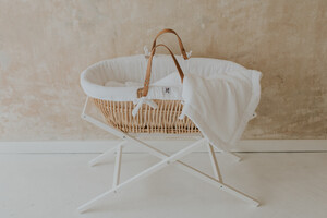 Moses basket stand