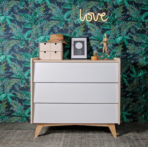 So sixty chest of 3 drawers 