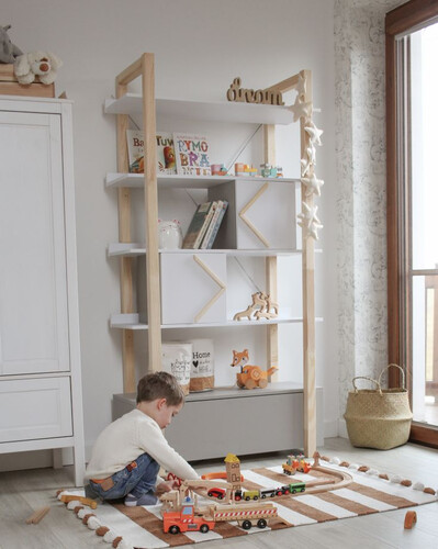 Pinette_bookcase_lifestyle_06.jpg