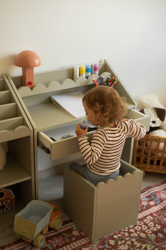 Book_nook_sage_desk_07.jpeg
