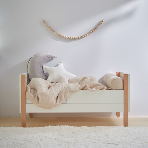 Ratata_cot_bed_60x120_lifestyle_02.jpg